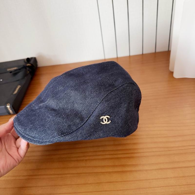 Chanel beret dx07